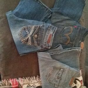 Jeans set of 3 pairs for 10$!!!!!! Junior 9s/or 11